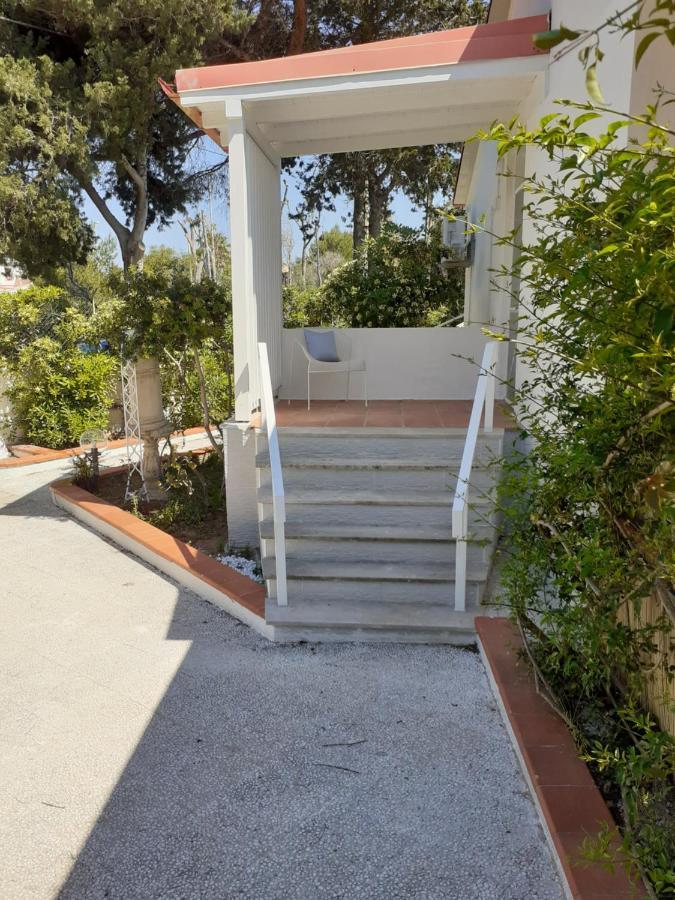 Villetta Dei Fiori, Vicino Spiaggia Di Punta Pizzo Gallipoli Exterior foto